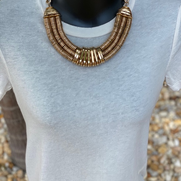 Cool Cleopatra like necklace - Picture 4 of 5